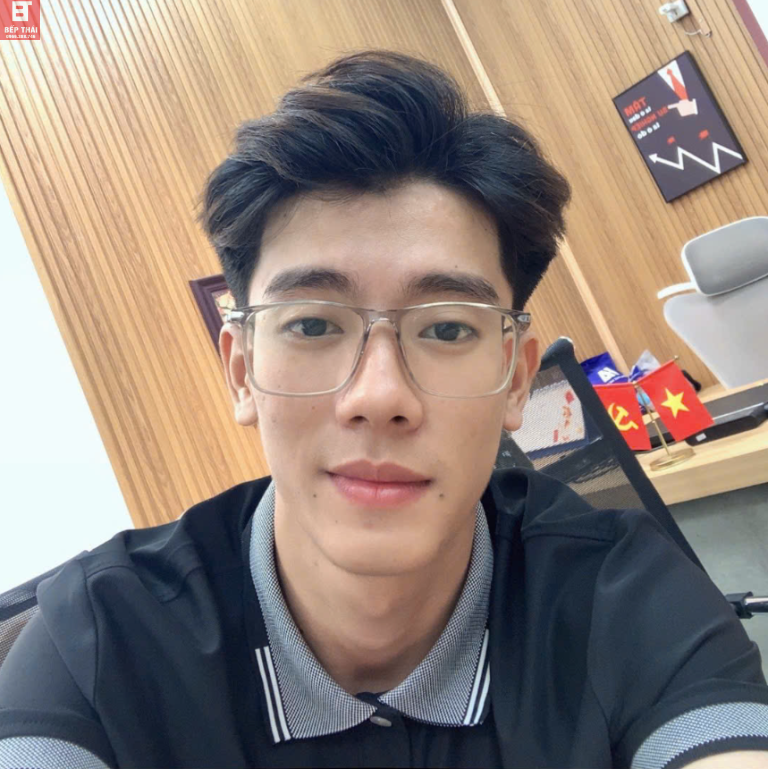 Vũ Bếp Thái